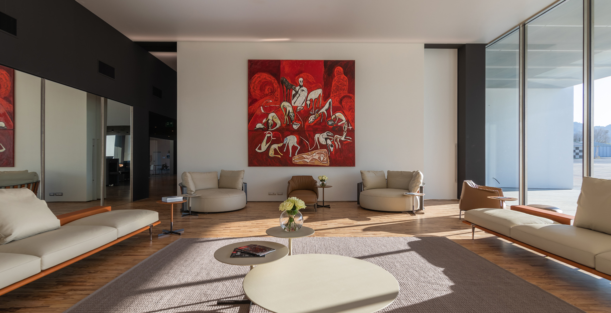 Executive Terminal & Lounge